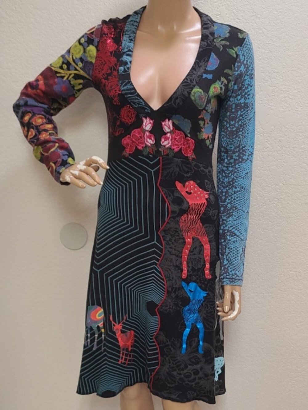 DESIGUAL COTTON KNIT LOGO PRINT FIT & FLARE DRESS METALLIC DANCER BEADED sz XS/S